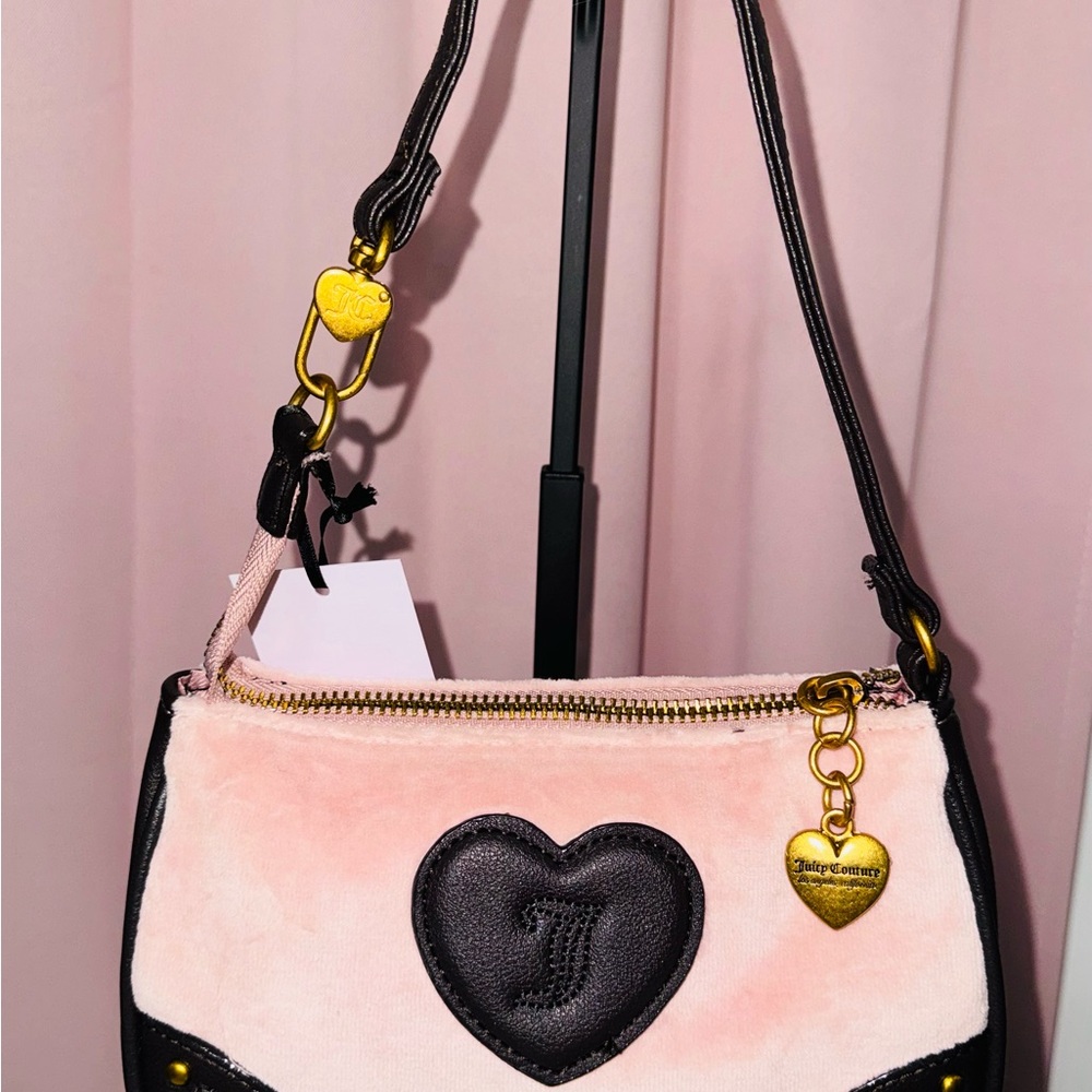 Authentic Heritage Juicy Couture Wristlet turn Clutch with Gold Heart Charms - Picture 2 of 9